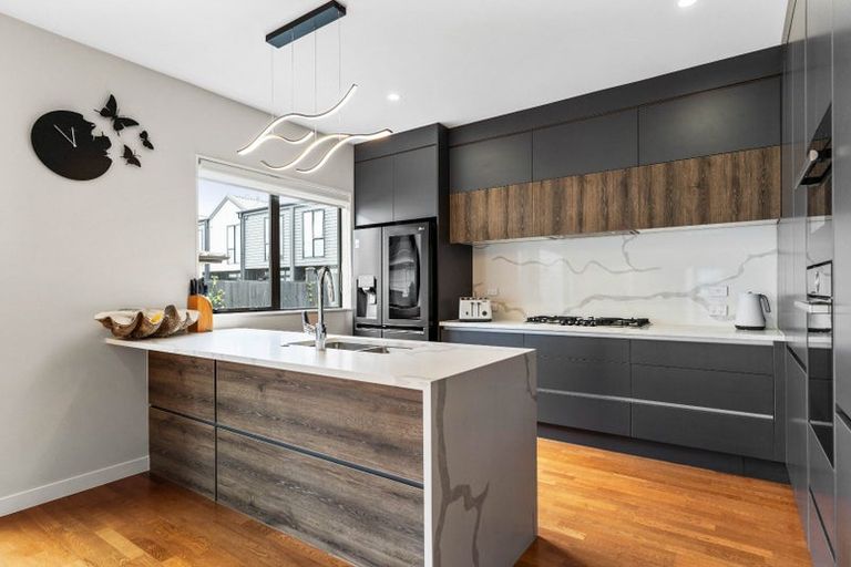 Photo of property in 3 Treloar Crescent, Hobsonville, Auckland, 0616