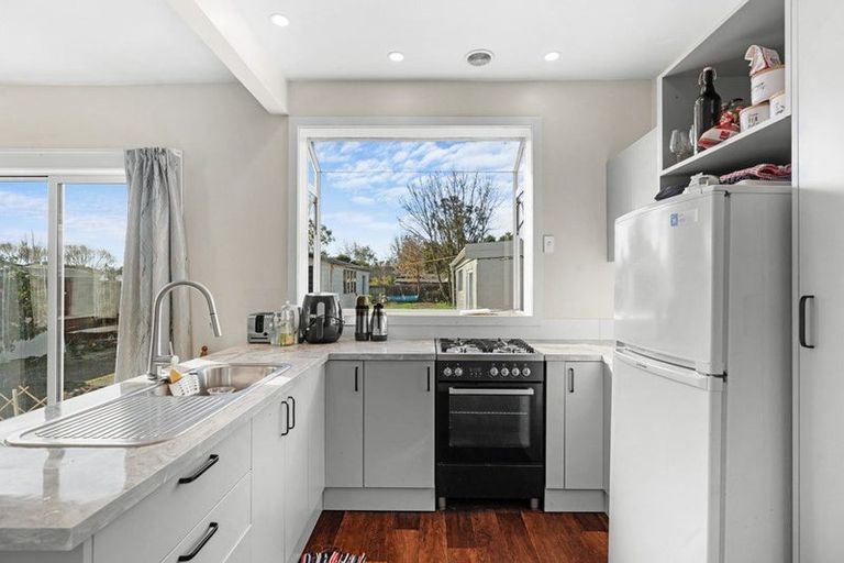 Photo of property in 53 Marshall Street, Woolston, Christchurch, 8023