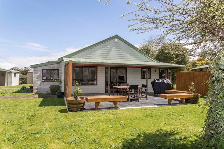 Photo of property in 9 Maclaurin Street, Dannevirke, 4930