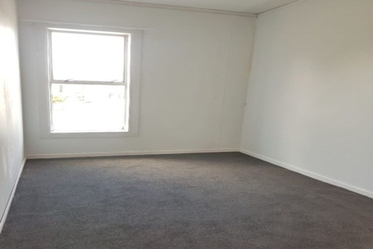 Photo of property in 33 Railway Esplanade, East Gore, Gore, 9710