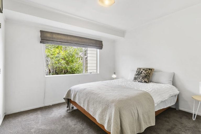 Photo of property in 82 Arran Road, Browns Bay, Auckland, 0630