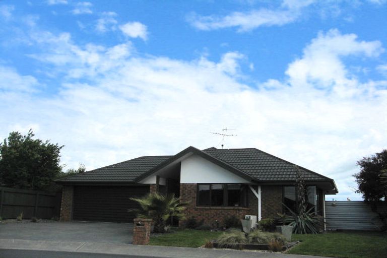 Photo of property in 14 Holcroft Place, Stoke, Nelson, 7011