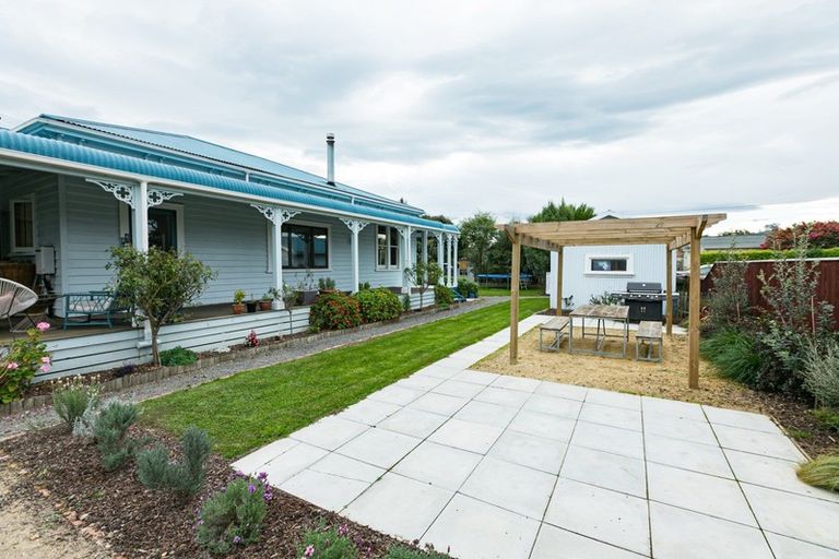 Photo of property in 44 Mcgreevy Street, Waipawa, 4210