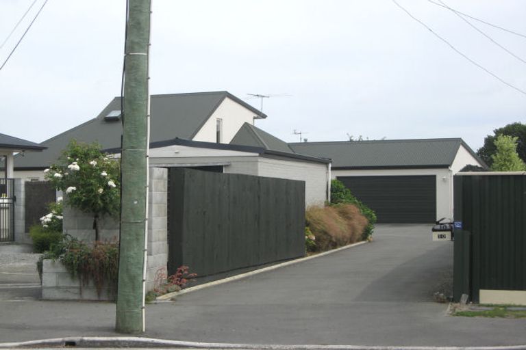 Photo of property in 10 Yeovil Place, St Albans, Christchurch, 8052