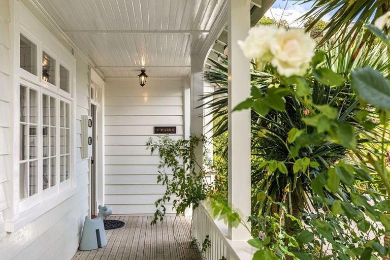 Photo of property in 91 Browns Lane, Flat Bush, Auckland, 2016