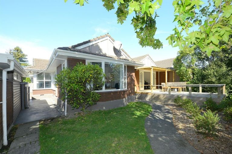 Photo of property in 164 Blighs Road, Strowan, Christchurch, 8052