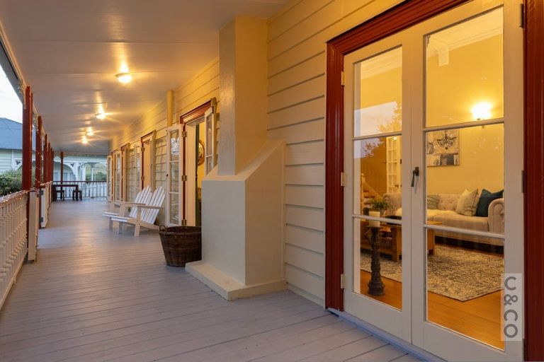 Photo of property in 14 Nelson Street, Helensville, 0800