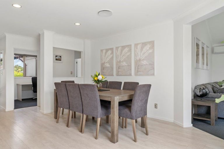 Photo of property in 6 Ohope Place, Papamoa Beach, Papamoa, 3118