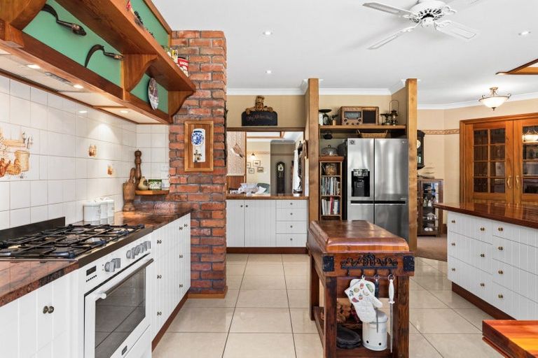 Photo of property in 129 Kent Terrace, Taradale, Napier, 4112