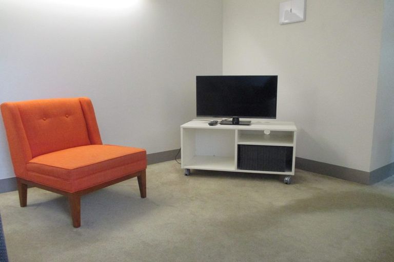 Photo of property in Urbane Apartments, 26/29 Webb Street, Mount Cook, Wellington, 6011