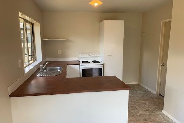 Photo of property in 10 Gibbs Road, Manurewa, Auckland, 2102