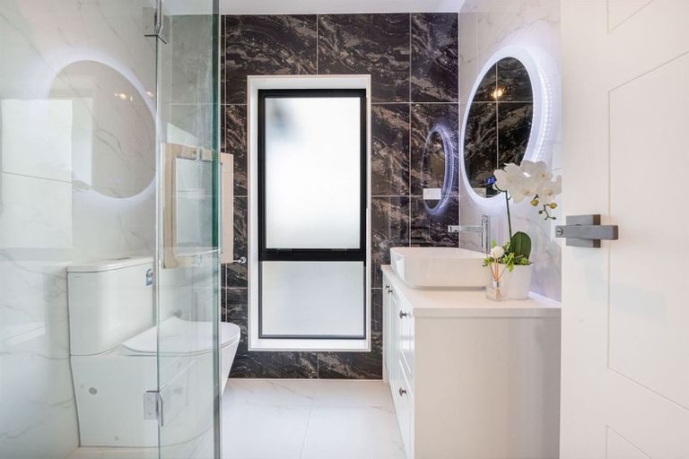 Photo of property in 24 Matahae Drive, Flat Bush, Auckland, 2019