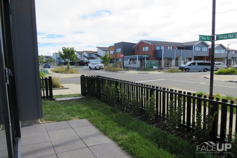 Photo of property in 28 Hea Road, Hobsonville, Auckland, 0616