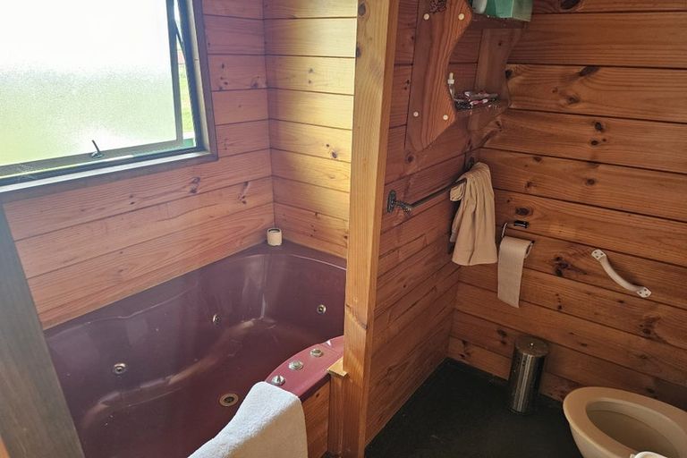 Photo of property in 11 Warwick Road, Stratford, 4332