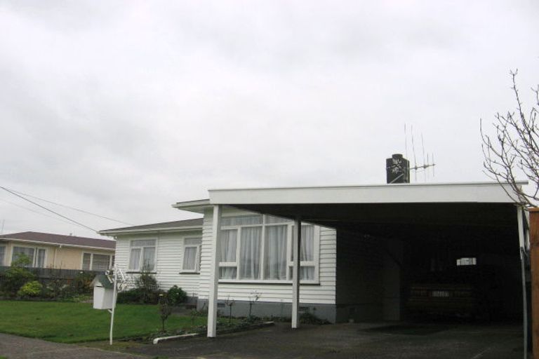 Photo of property in 4 Sinclair Avenue, Highbury, Palmerston North, 4412