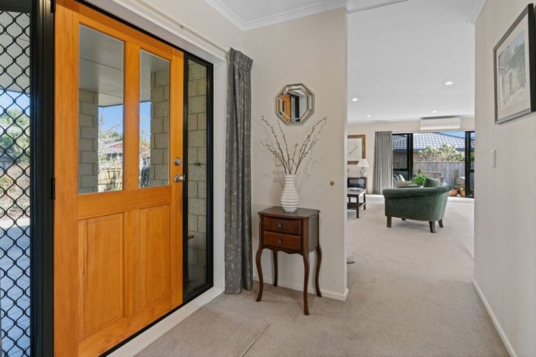 Photo of property in 9 Campbell Grove, Levin, 5510