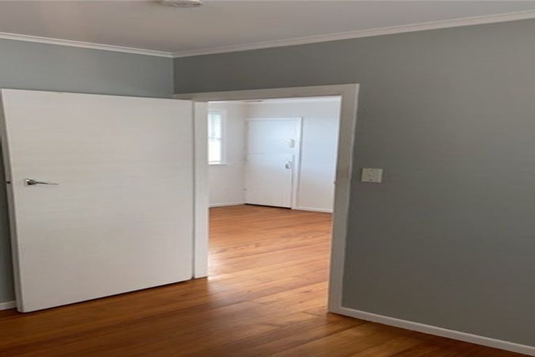 Photo of property in 2/71 Emmett Street, Greerton, Tauranga, 3112