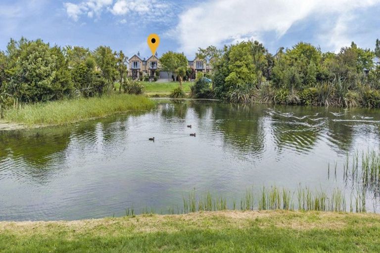 Photo of property in 10 Waterford Avenue, Northwood, Christchurch, 8051
