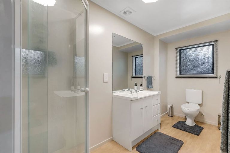 Photo of property in 5 Solway Place, Papakowhai, Porirua, 5024