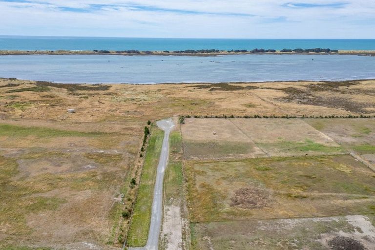 Photo of property in 11 Earlham Street, Brooklands, Christchurch, 8083