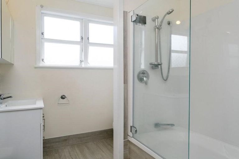 Photo of property in 143 Tauhara Road, Tauhara, Taupo, 3330