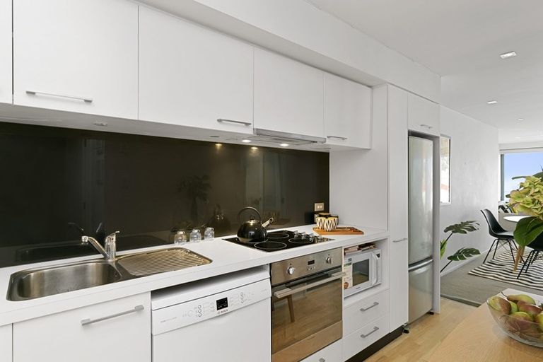 Photo of property in Forte Apartments, 74/13u College Street, Te Aro, Wellington, 6011