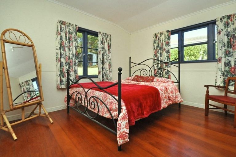 Photo of property in 55 Riverside Drive, Waiuku, 2123