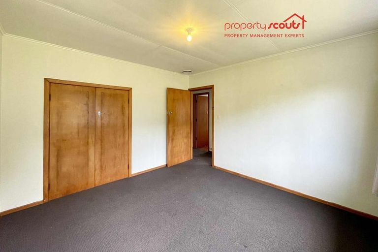 Photo of property in 15 Beaumont Crescent, Frankleigh Park, New Plymouth, 4310
