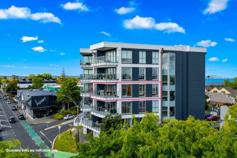 Photo of property in Bella Vista, 3a/84 Gunner Drive, Te Atatu Peninsula, Auckland, 0610