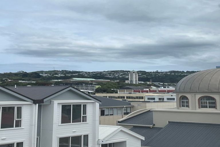 Photo of property in 30u5 Pirie Street, Mount Victoria, Wellington, 6011