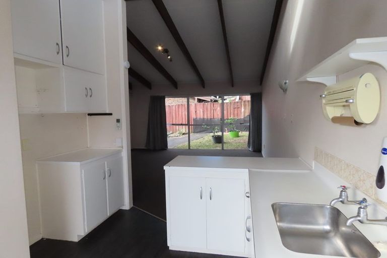 Photo of property in 4/42 James Laurie Street, Henderson, Auckland, 0612