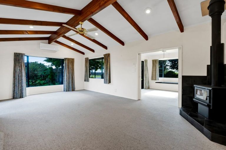 Photo of property in 37 Pembroke Road East, Stratford, 4332