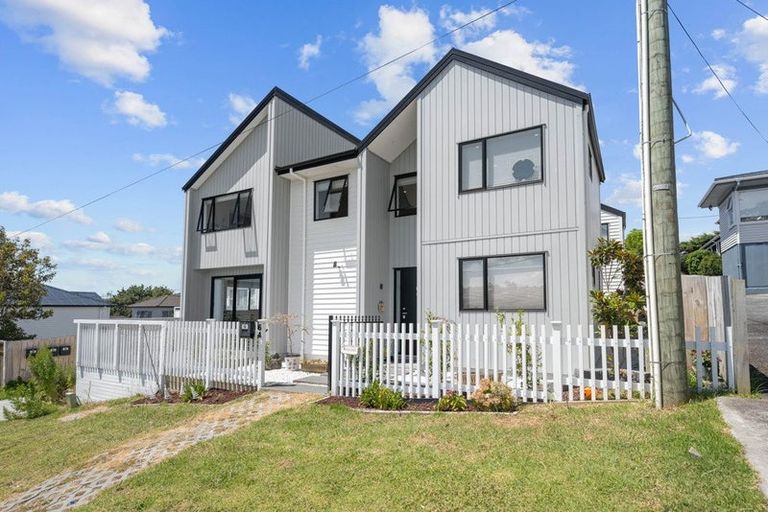 Photo of property in 6a Raeben Avenue, Hillcrest, Auckland, 0627