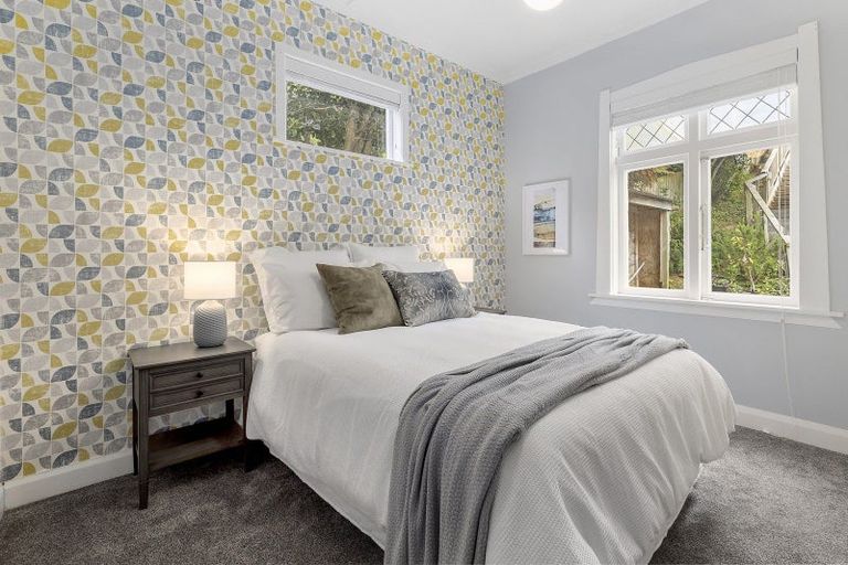 Photo of property in 17 Mitchell Street, Brooklyn, Wellington, 6021