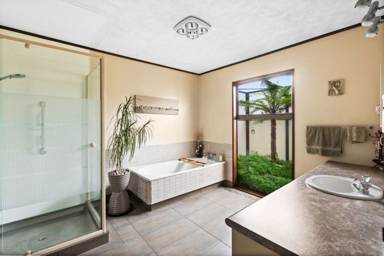 Photo of property in 34 York Avenue, Tamatea, Napier, 4112