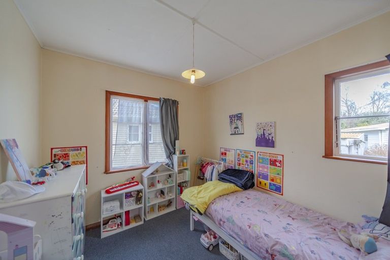 Photo of property in 3 Holyrood Terrace, Waipukurau, 4200