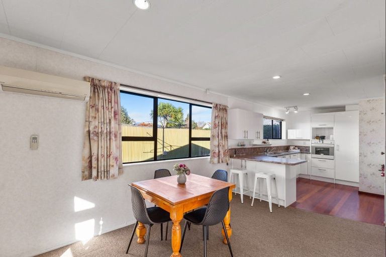 Photo of property in 112a Winchester Street, Levin, 5510