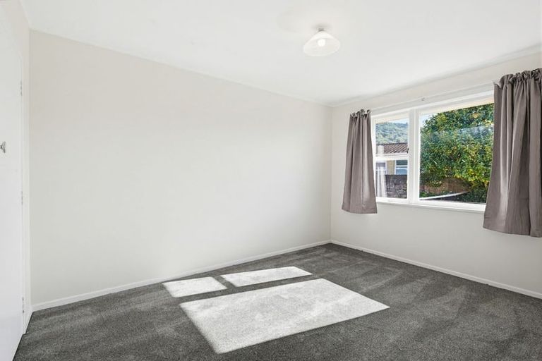 Photo of property in 2/7 Mitre Grove, Trentham, Upper Hutt, 5018