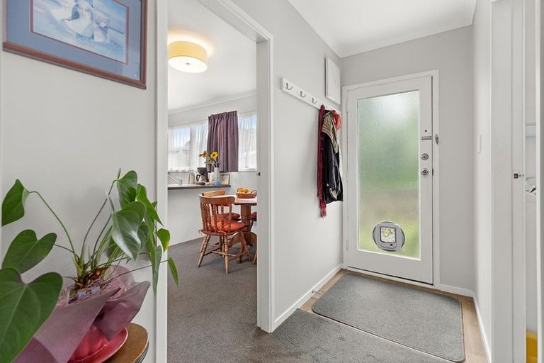 Photo of property in 14f2 Astor Street, Karori, Wellington, 6012