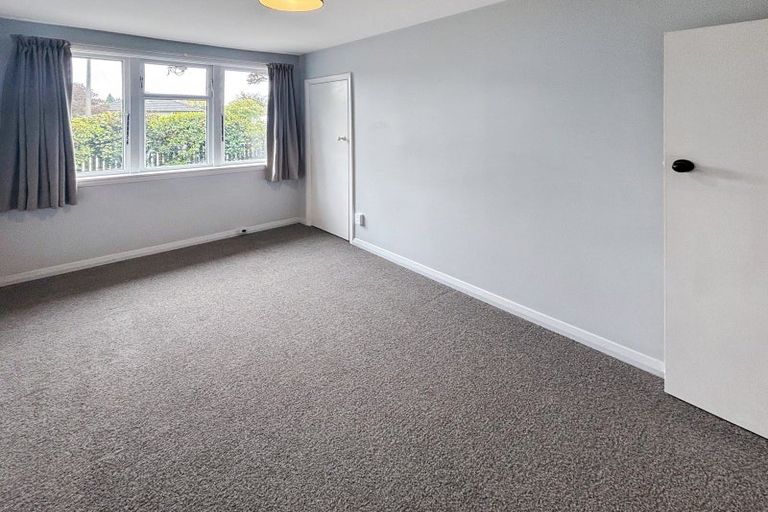 Photo of property in 15 Avro Crescent, Hornby, Christchurch, 8042