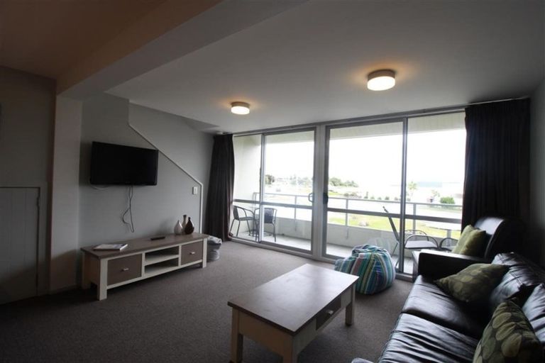 Photo of property in 300 Lake Terrace, Two Mile Bay, Taupo, 3330