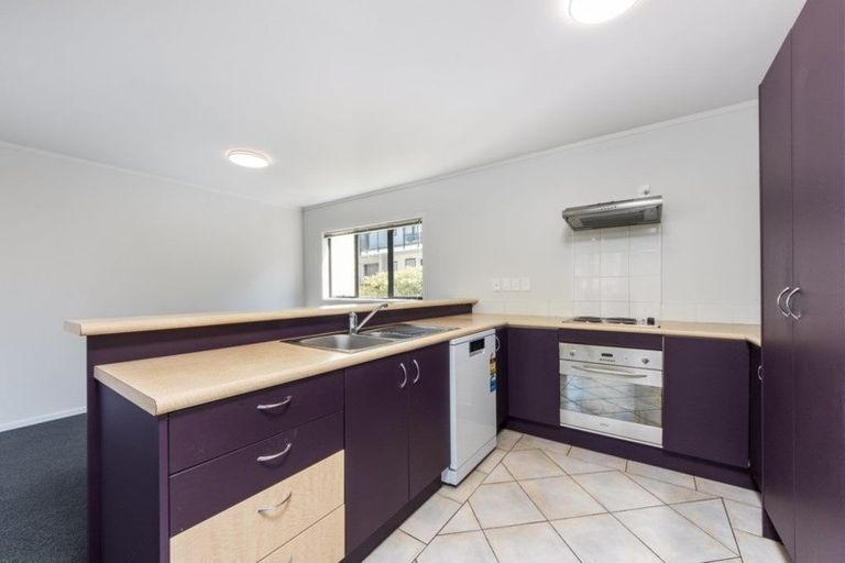 Photo of property in 42/8 Flynn Street, Birkdale, Auckland, 0626