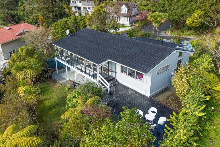 Photo of property in 10 Kerkwall Drive, Naenae, Lower Hutt, 5011