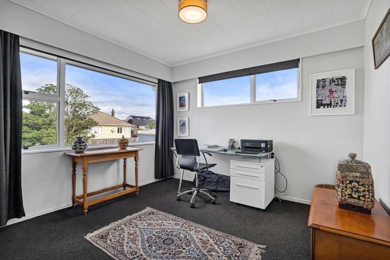 Photo of property in 93c Clemow Road, Fitzroy, New Plymouth, 4312