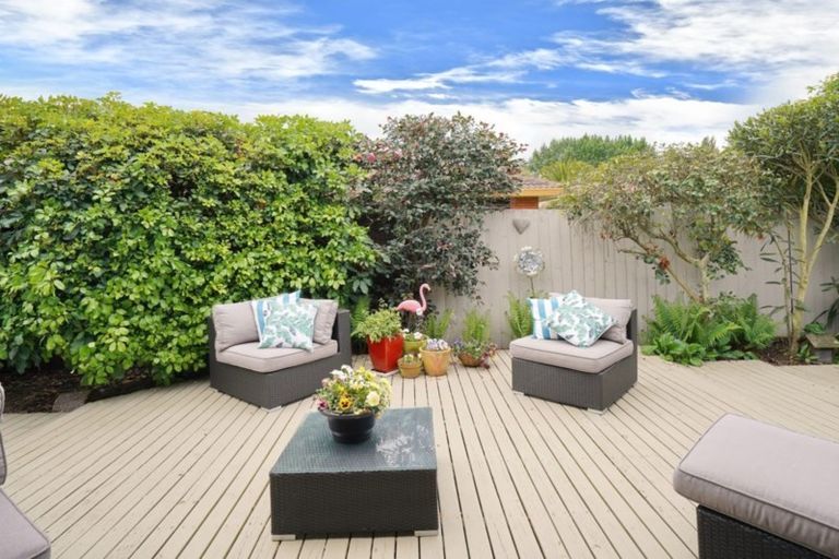 Photo of property in 9b Michigan Place, Burwood, Christchurch, 8083