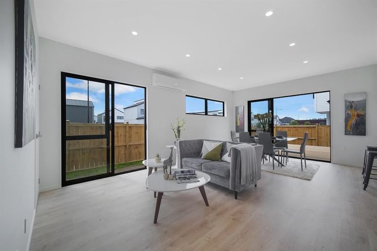Photo of property in 32 Kairakau Street, Papakura, 2110