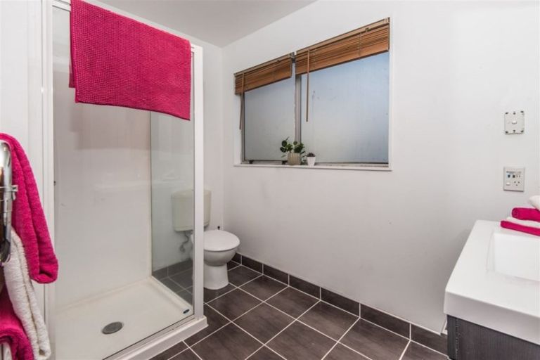 Photo of property in 38a Rossiter Avenue, Waterloo, Lower Hutt, 5011