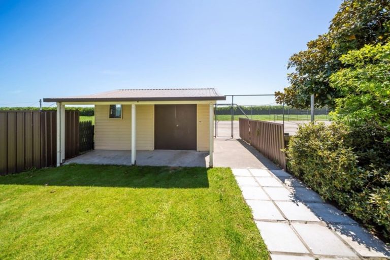 Photo of property in 335 Waihi Road, Hawera, 4673
