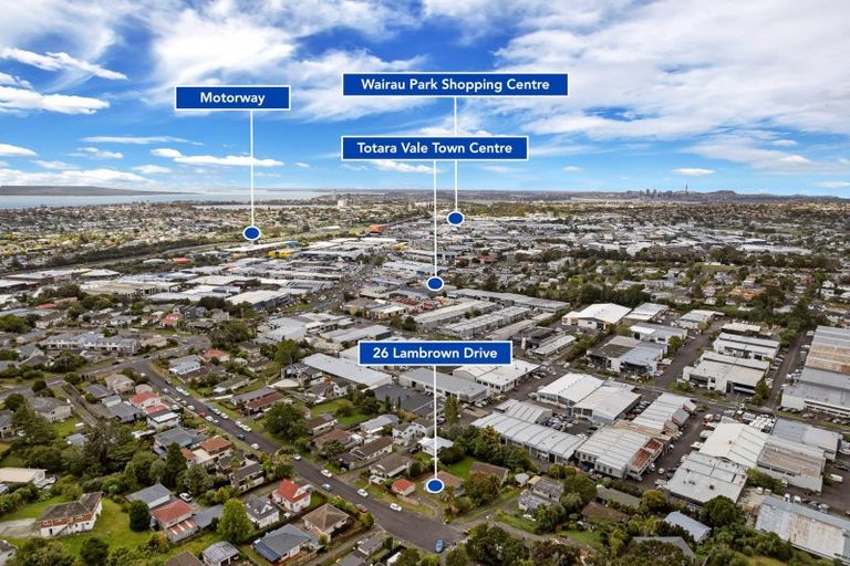Photo of property in 26 Lambrown Drive, Totara Vale, Auckland, 0629