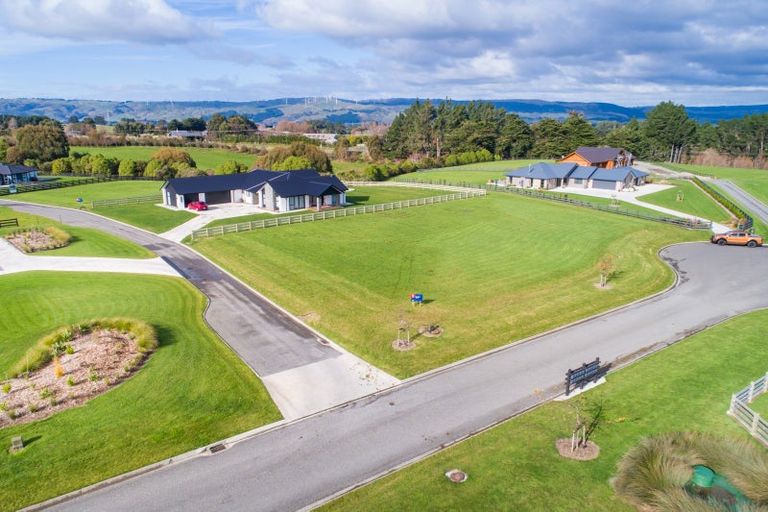 Photo of property in 75 Hartwell Drive, Kelvin Grove, Palmerston North, 4470